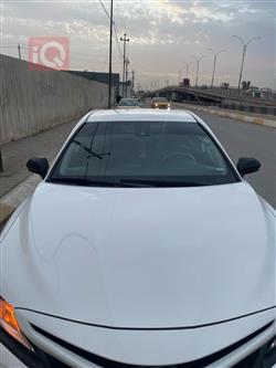 تۆیۆتا کامری